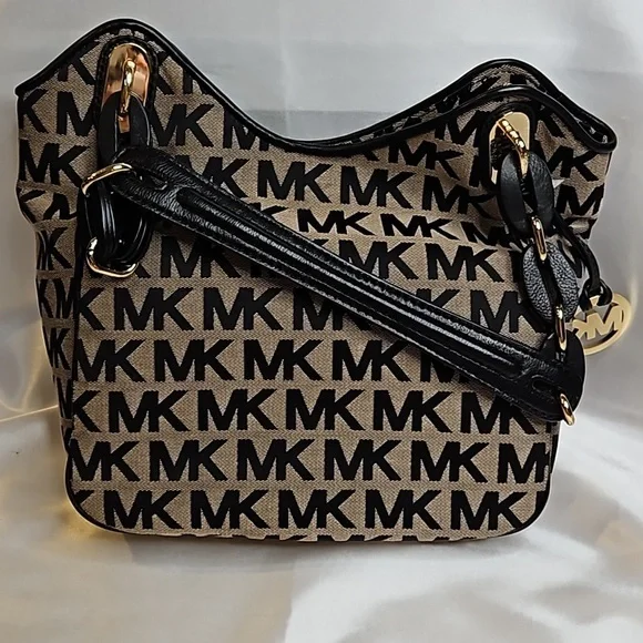 MICHAEL Michael Kors Signature Shoulder Bag Black/Brown NWT - Picture 6 of 14